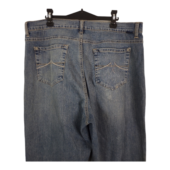 Jeanstar Elle Jeans Size 14 Short Bootcut Mid Rise Stretch Classic Fit 5 Pocket - Picture 4 of 9